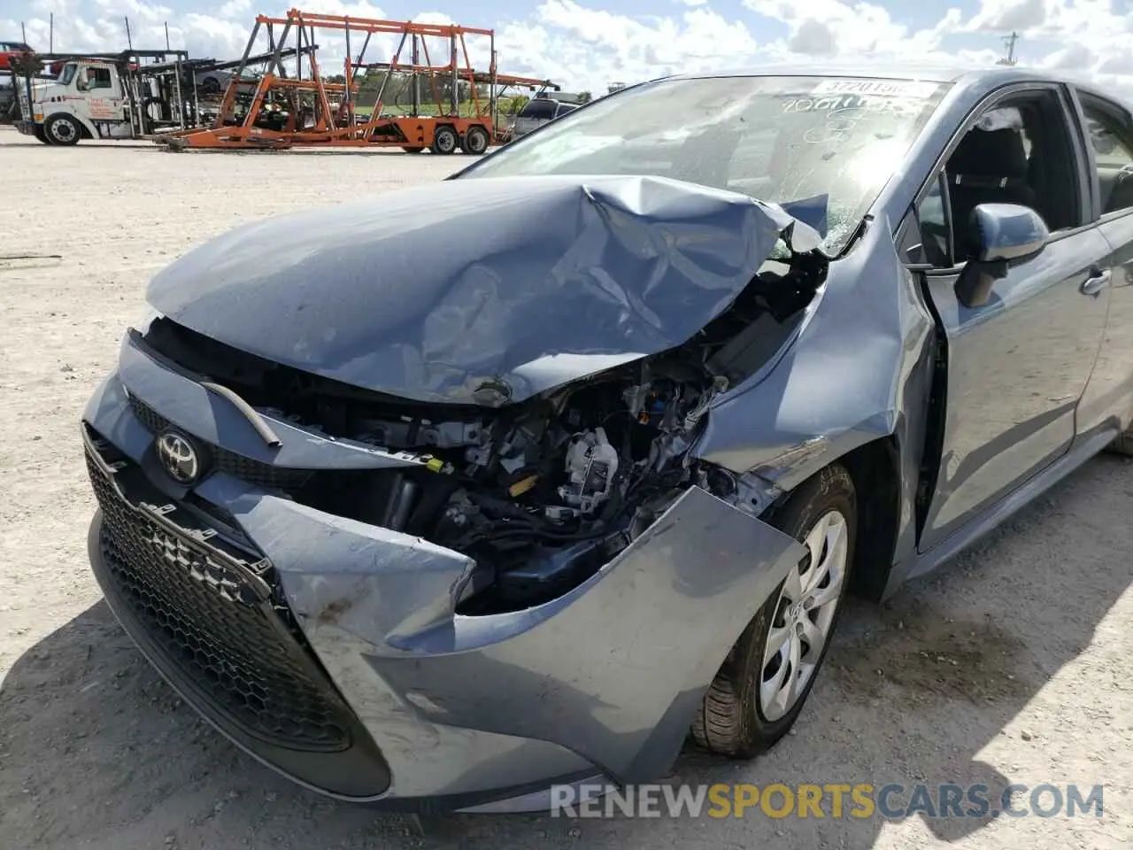 9 Photograph of a damaged car 5YFEPRAE5LP108107 TOYOTA COROLLA 2020