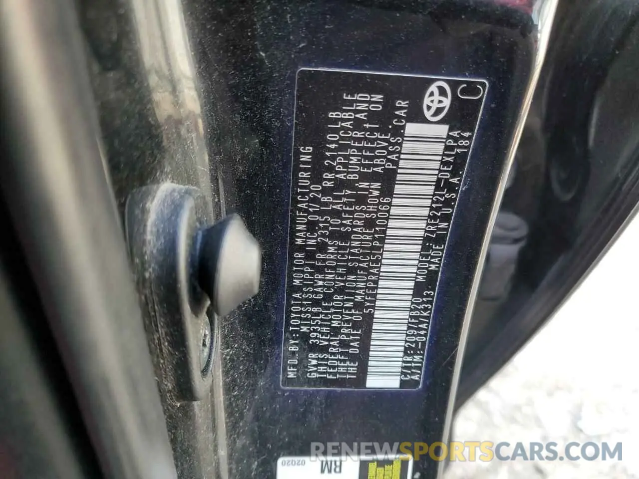 12 Photograph of a damaged car 5YFEPRAE5LP110066 TOYOTA COROLLA 2020