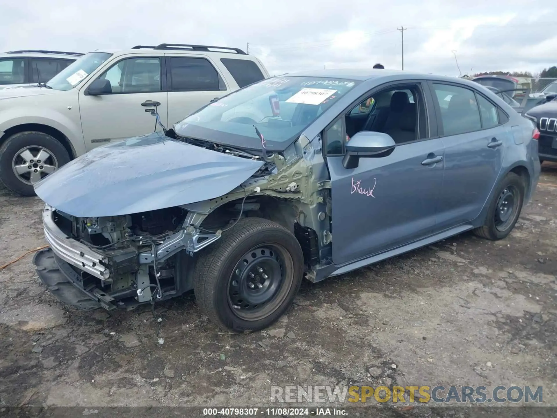 2 Photograph of a damaged car 5YFEPRAE5LP111234 TOYOTA COROLLA 2020