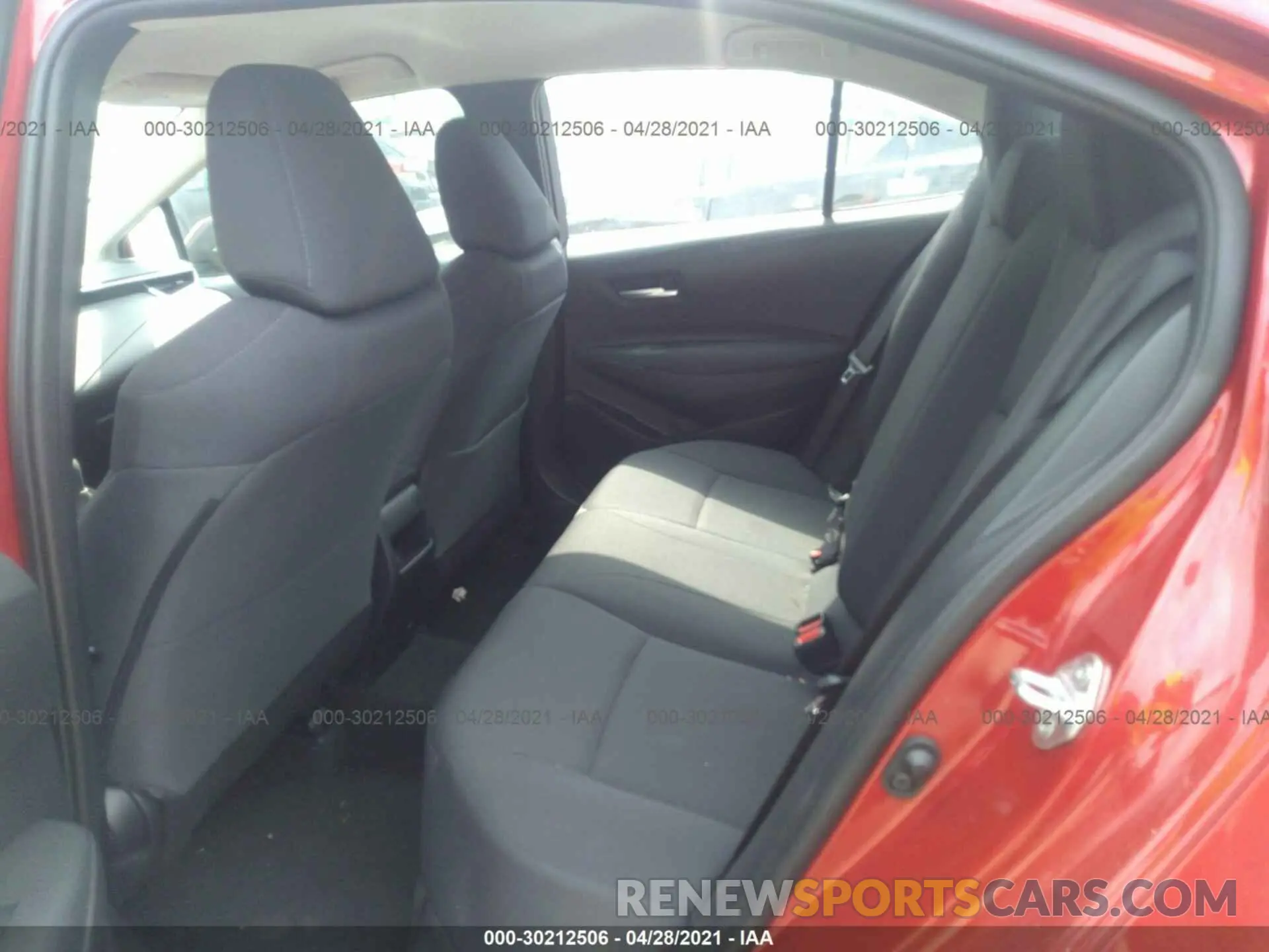 8 Photograph of a damaged car 5YFEPRAE5LP115266 TOYOTA COROLLA 2020