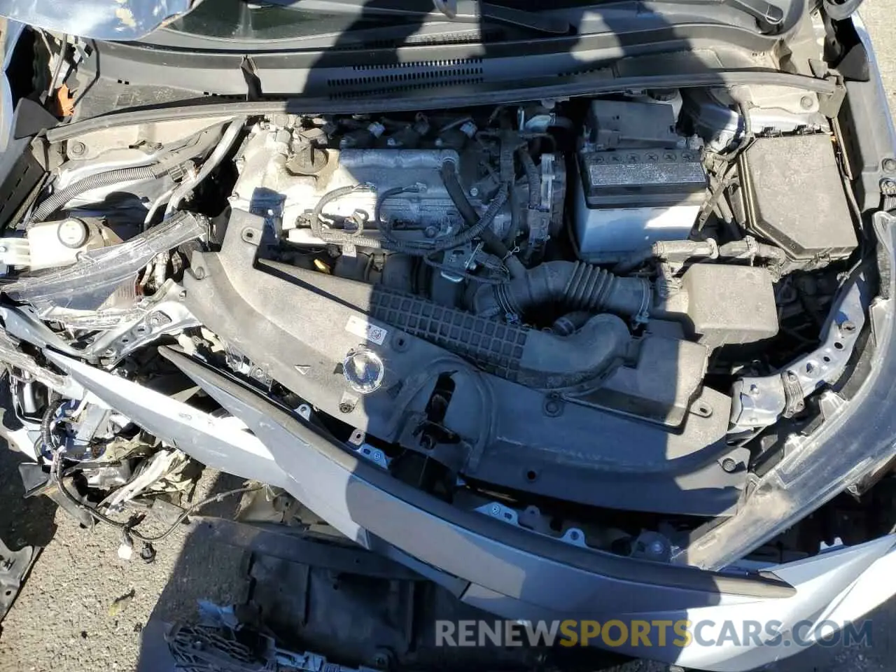 11 Photograph of a damaged car 5YFEPRAE5LP116563 TOYOTA COROLLA 2020