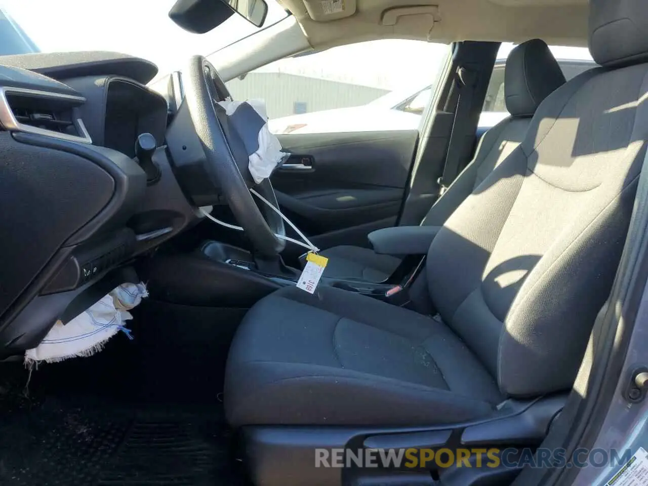 7 Photograph of a damaged car 5YFEPRAE5LP116563 TOYOTA COROLLA 2020
