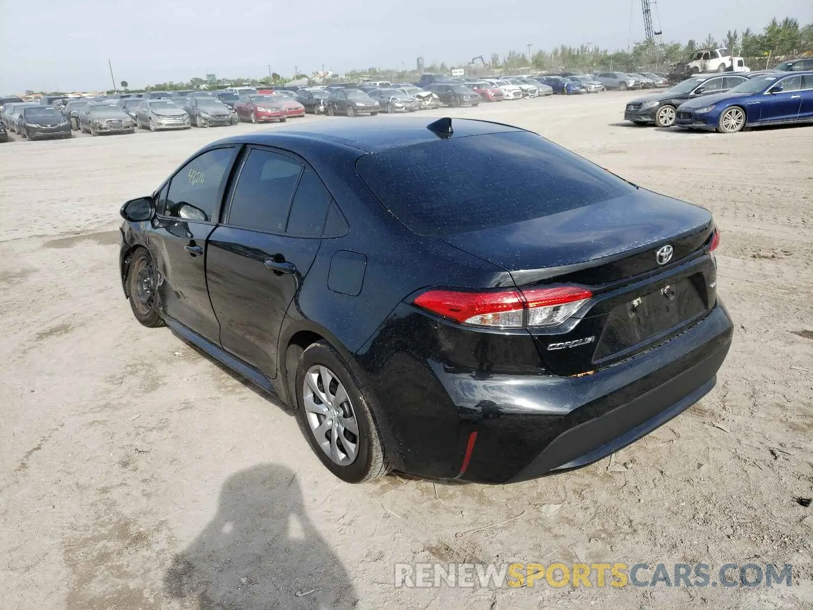 3 Photograph of a damaged car 5YFEPRAE5LP127725 TOYOTA COROLLA 2020