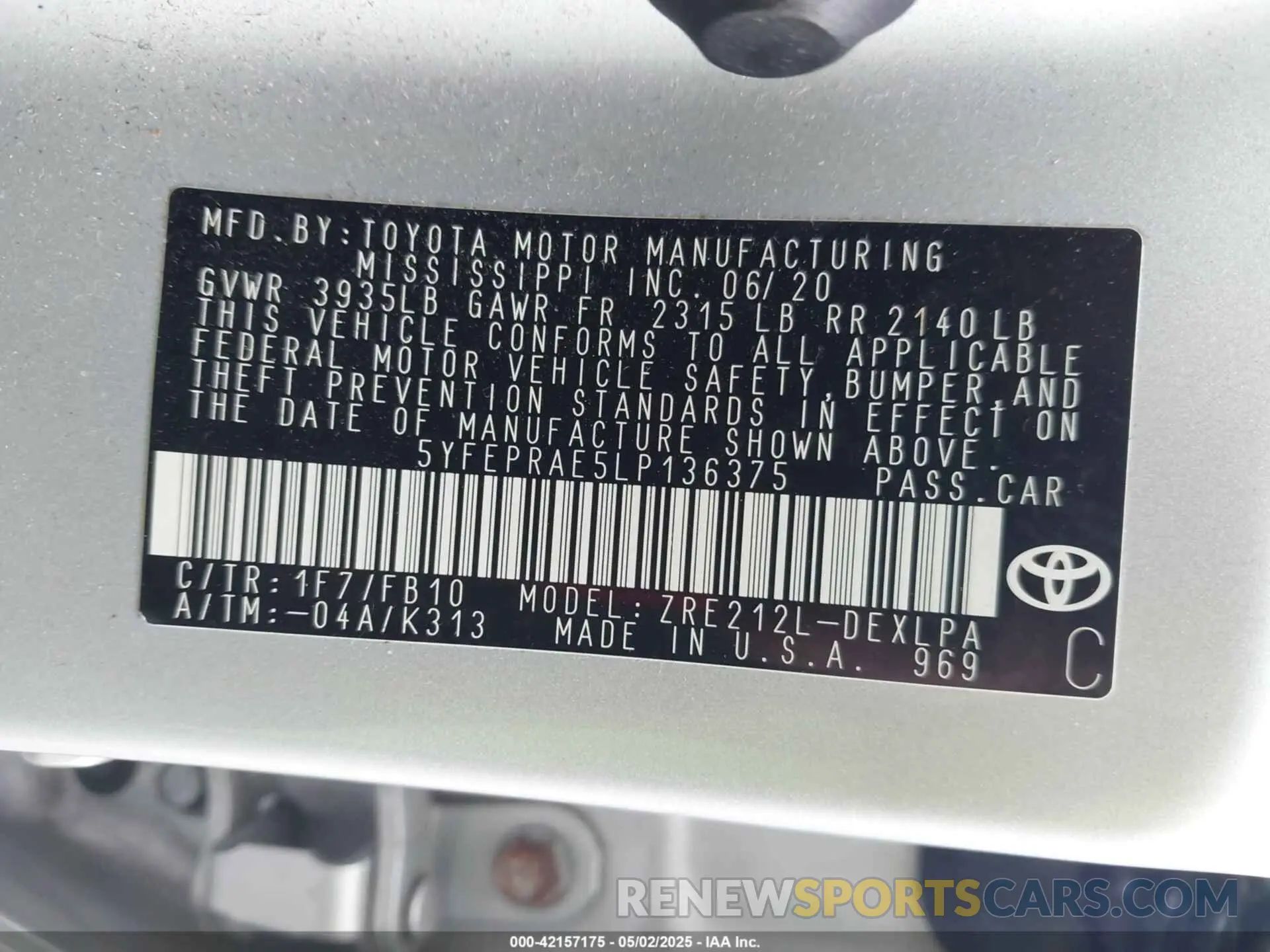 8 Photograph of a damaged car 5YFEPRAE5LP136375 TOYOTA COROLLA 2020
