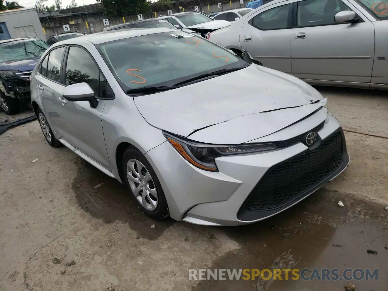 1 Photograph of a damaged car 5YFEPRAE5LP137493 TOYOTA COROLLA 2020