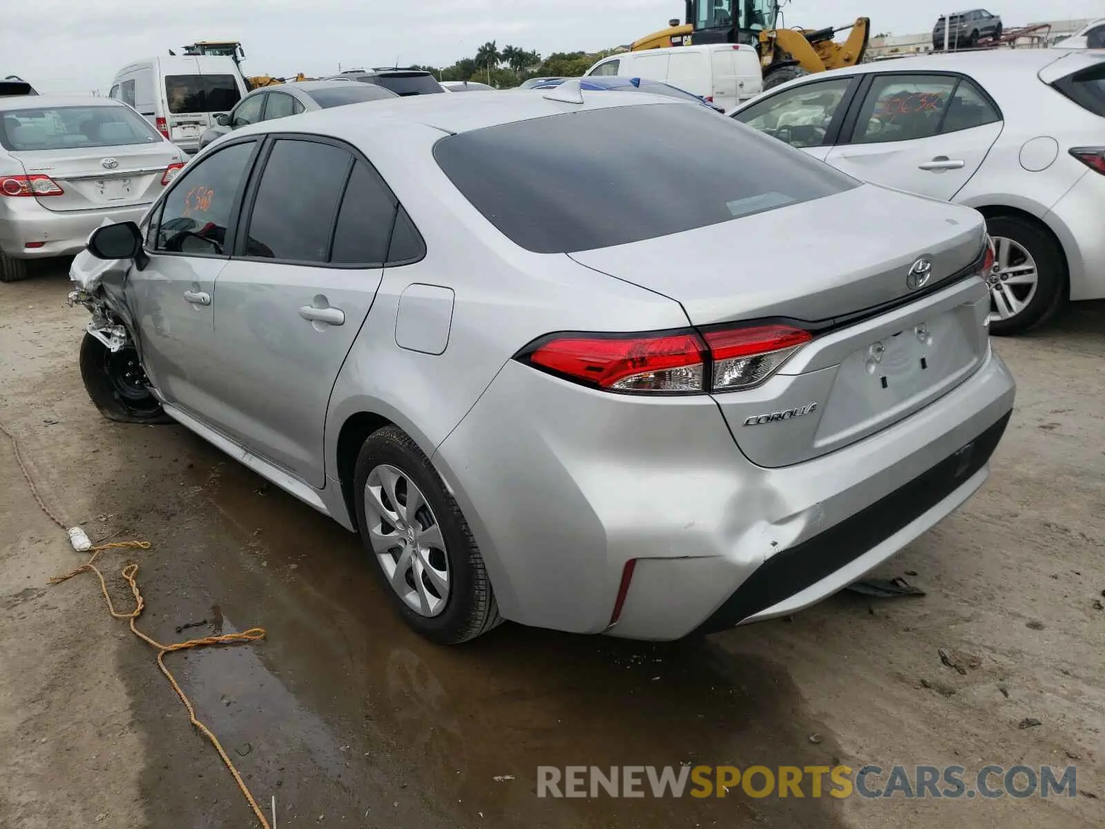 3 Photograph of a damaged car 5YFEPRAE5LP137493 TOYOTA COROLLA 2020