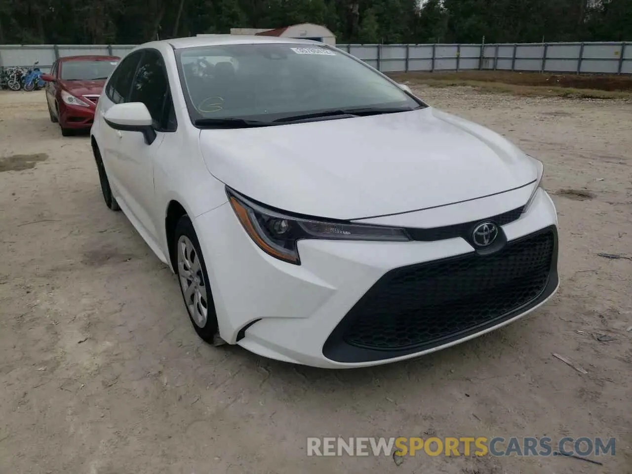 1 Photograph of a damaged car 5YFEPRAE5LP138661 TOYOTA COROLLA 2020