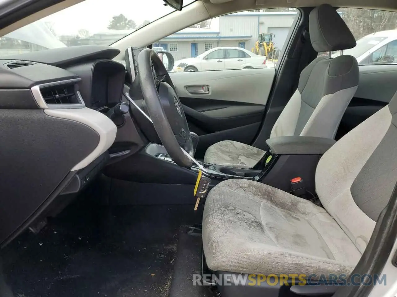 7 Photograph of a damaged car 5YFEPRAE5LP142788 TOYOTA COROLLA 2020