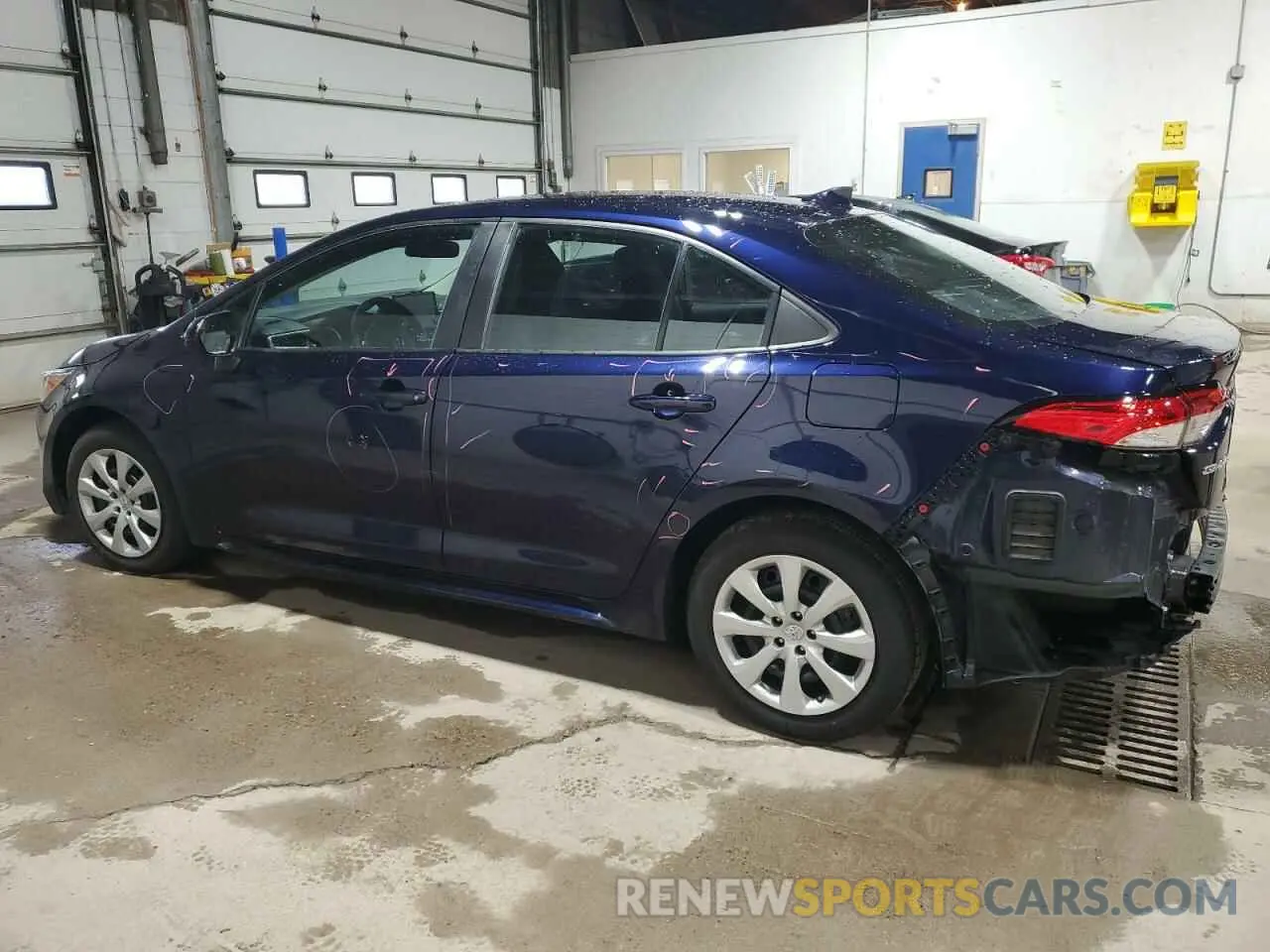 2 Photograph of a damaged car 5YFEPRAE6LP026239 TOYOTA COROLLA 2020
