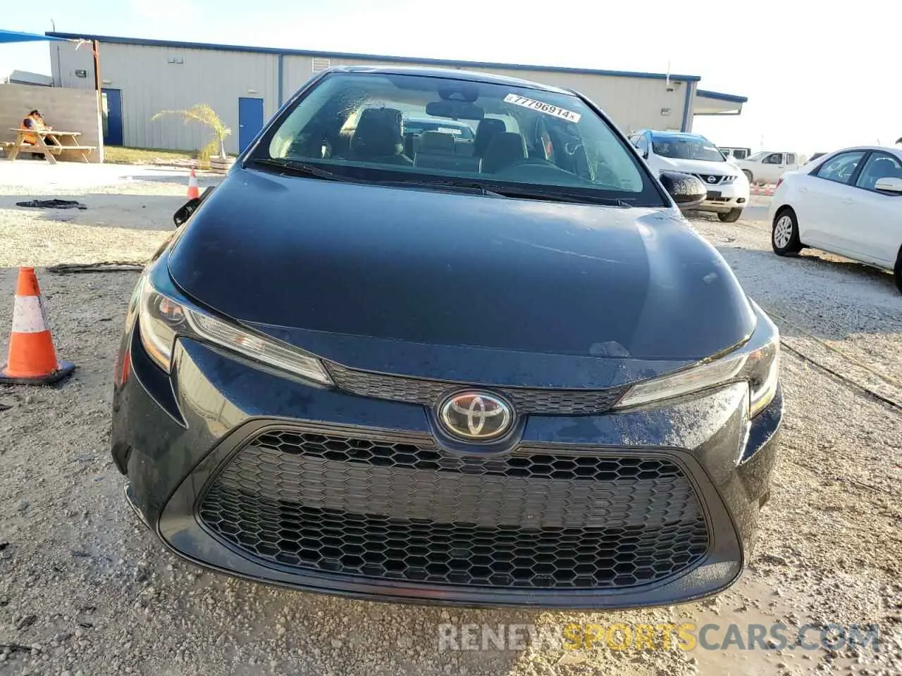 5 Photograph of a damaged car 5YFEPRAE6LP033577 TOYOTA COROLLA 2020
