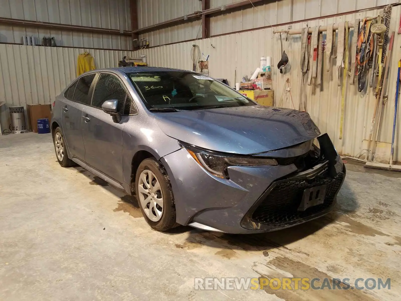 1 Photograph of a damaged car 5YFEPRAE6LP052470 TOYOTA COROLLA 2020