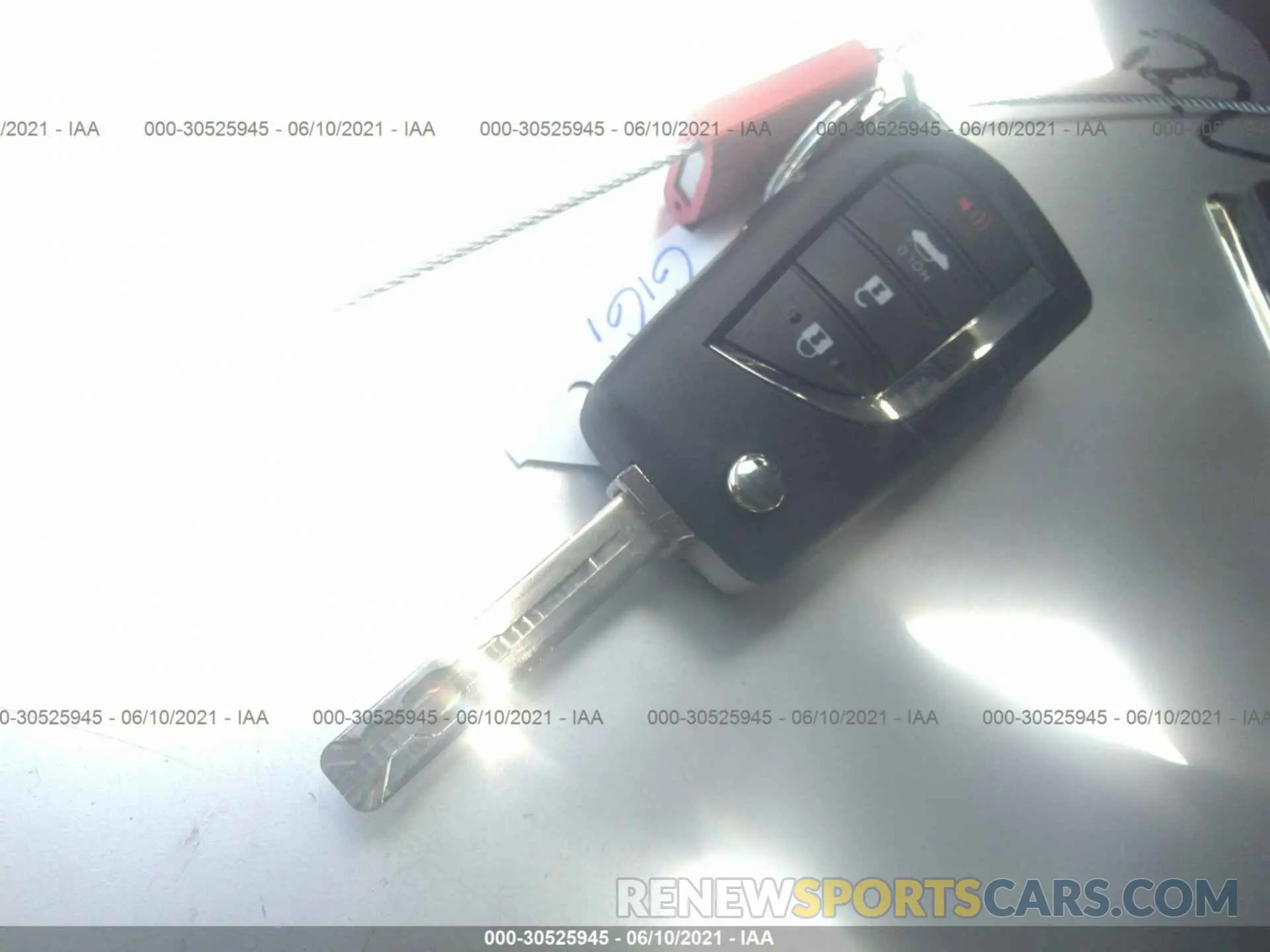 11 Photograph of a damaged car 5YFEPRAE6LP071214 TOYOTA COROLLA 2020