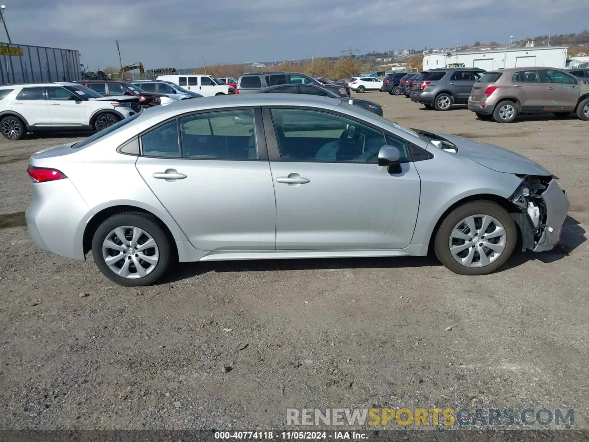 13 Photograph of a damaged car 5YFEPRAE6LP075182 TOYOTA COROLLA 2020