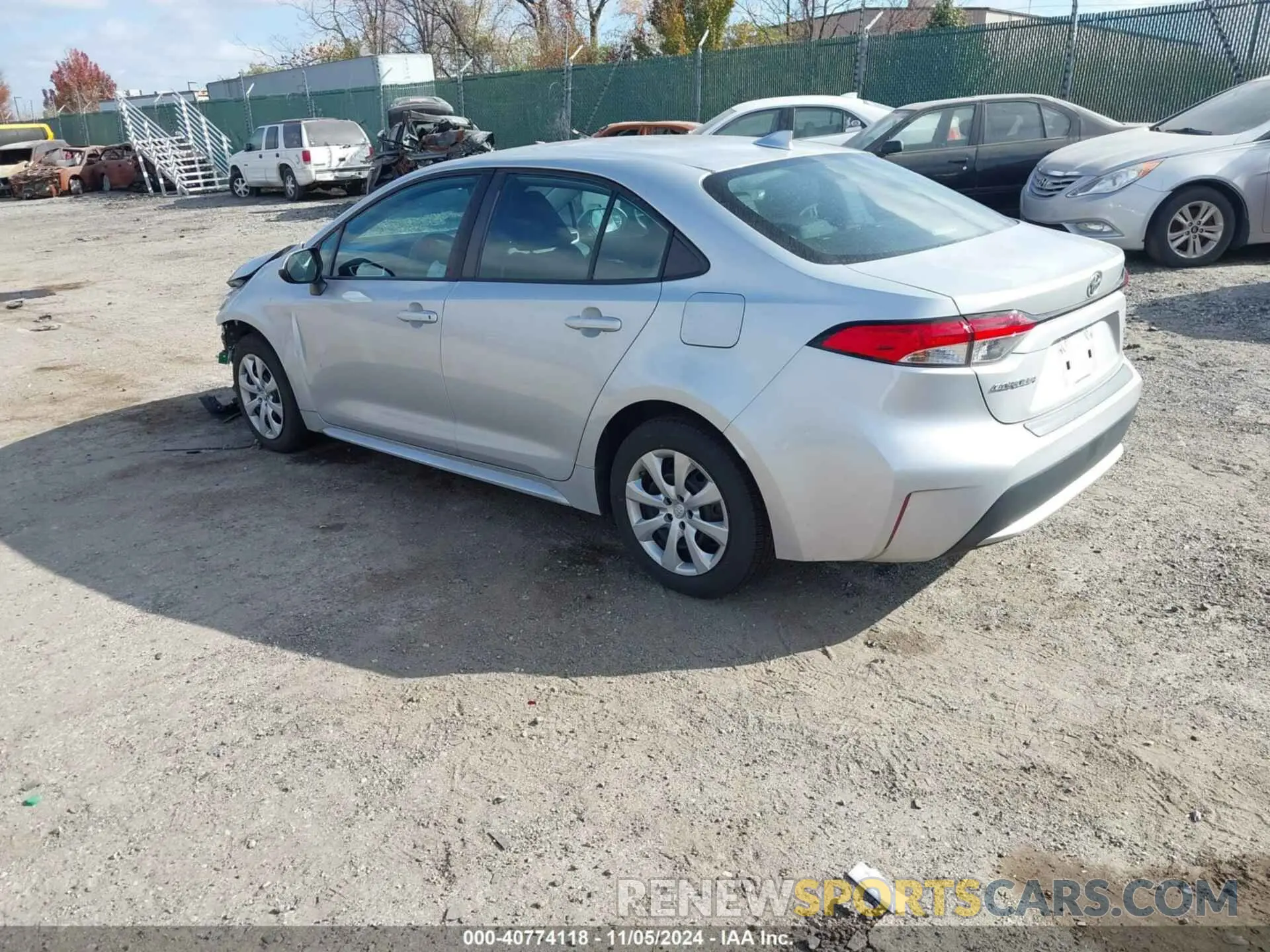 3 Photograph of a damaged car 5YFEPRAE6LP075182 TOYOTA COROLLA 2020