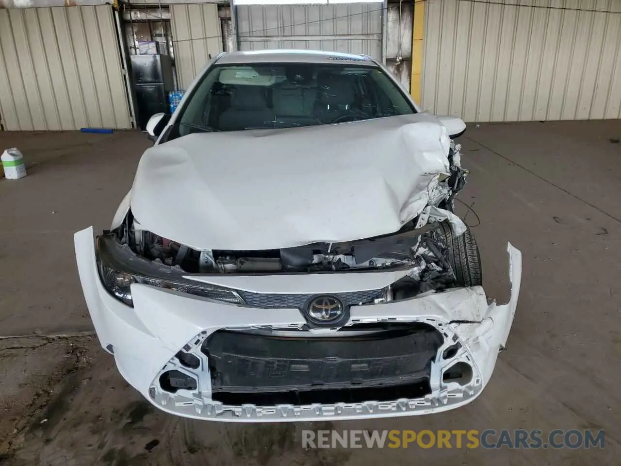 5 Photograph of a damaged car 5YFEPRAE6LP077644 TOYOTA COROLLA 2020