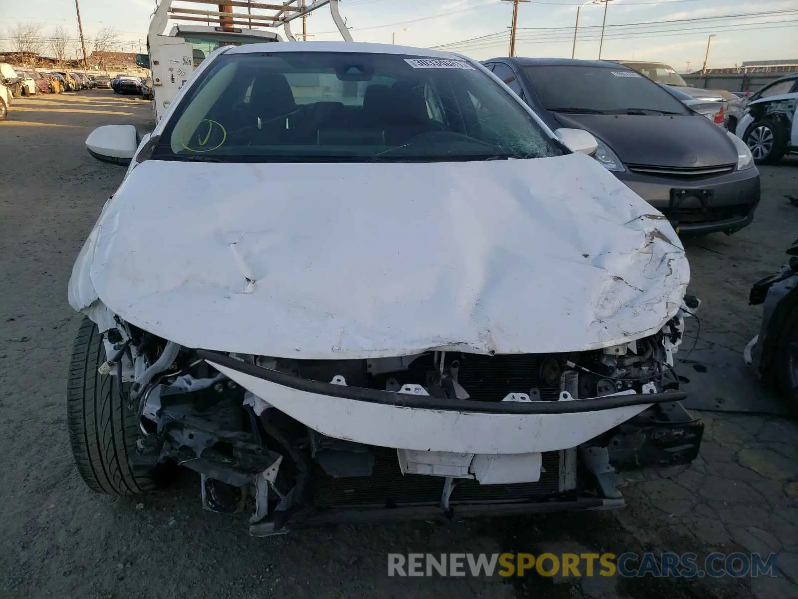 9 Photograph of a damaged car 5YFEPRAE6LP087722 TOYOTA COROLLA 2020