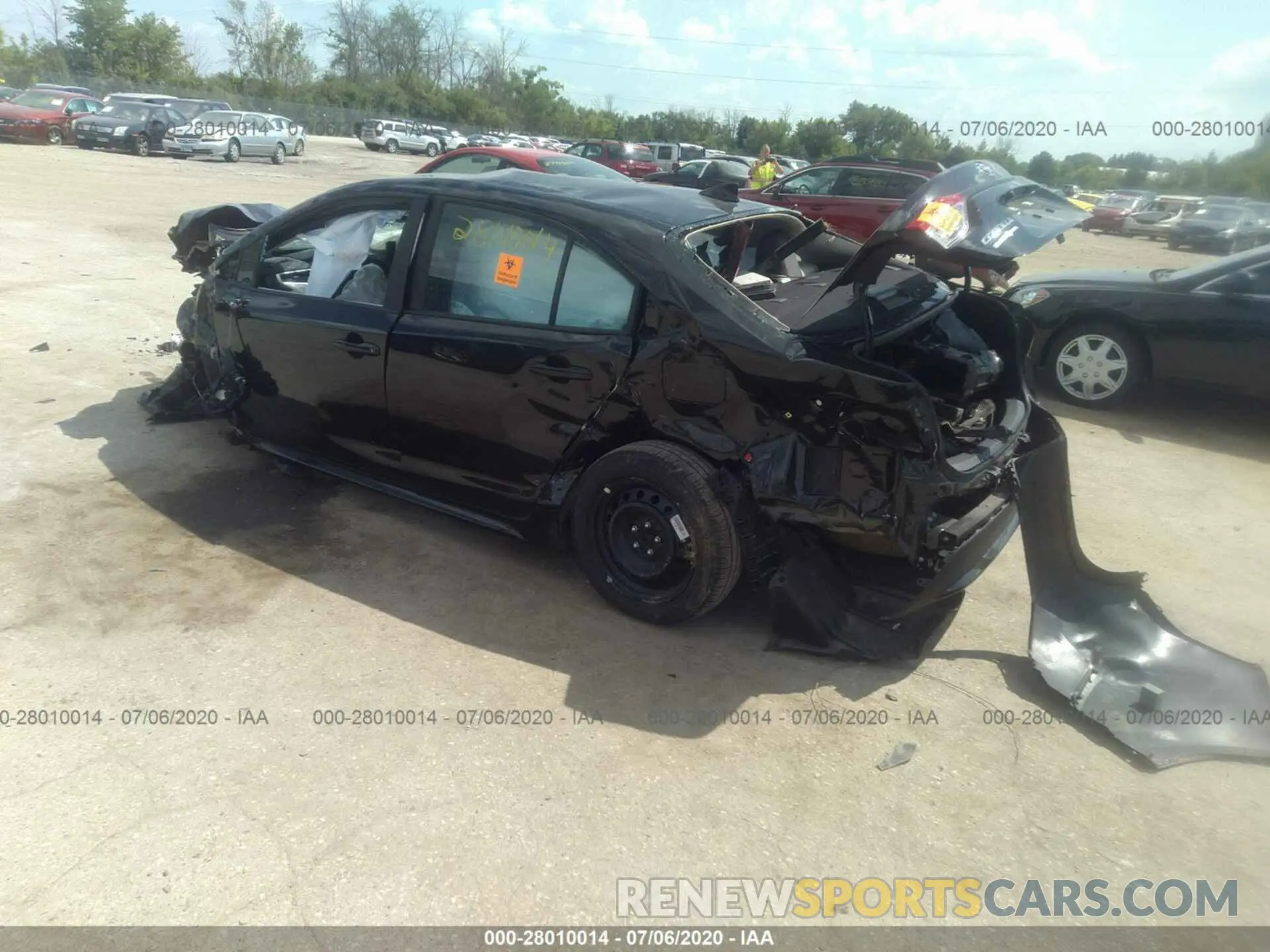 3 Photograph of a damaged car 5YFEPRAE6LP090555 TOYOTA COROLLA 2020
