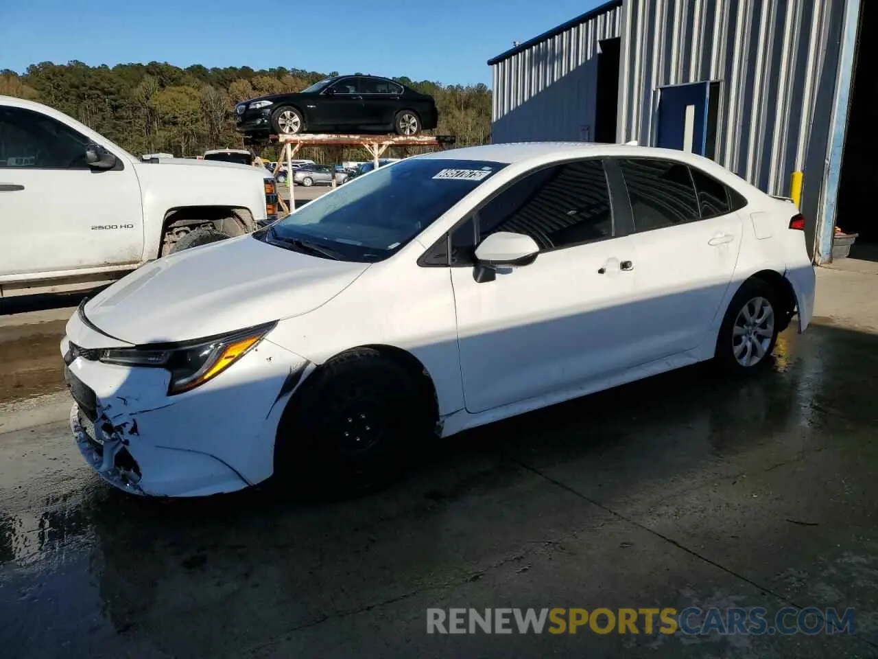 1 Фотография поврежденного автомобиля 5YFEPRAE6LP095545 TOYOTA COROLLA 2020