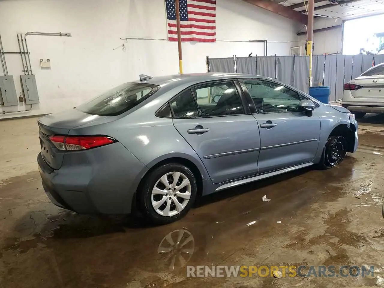 3 Photograph of a damaged car 5YFEPRAE6LP115891 TOYOTA COROLLA 2020