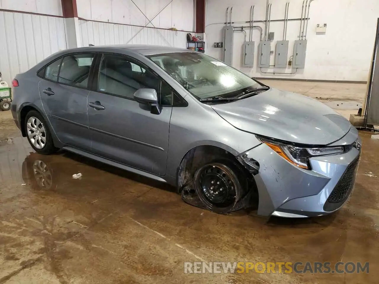 4 Photograph of a damaged car 5YFEPRAE6LP115891 TOYOTA COROLLA 2020