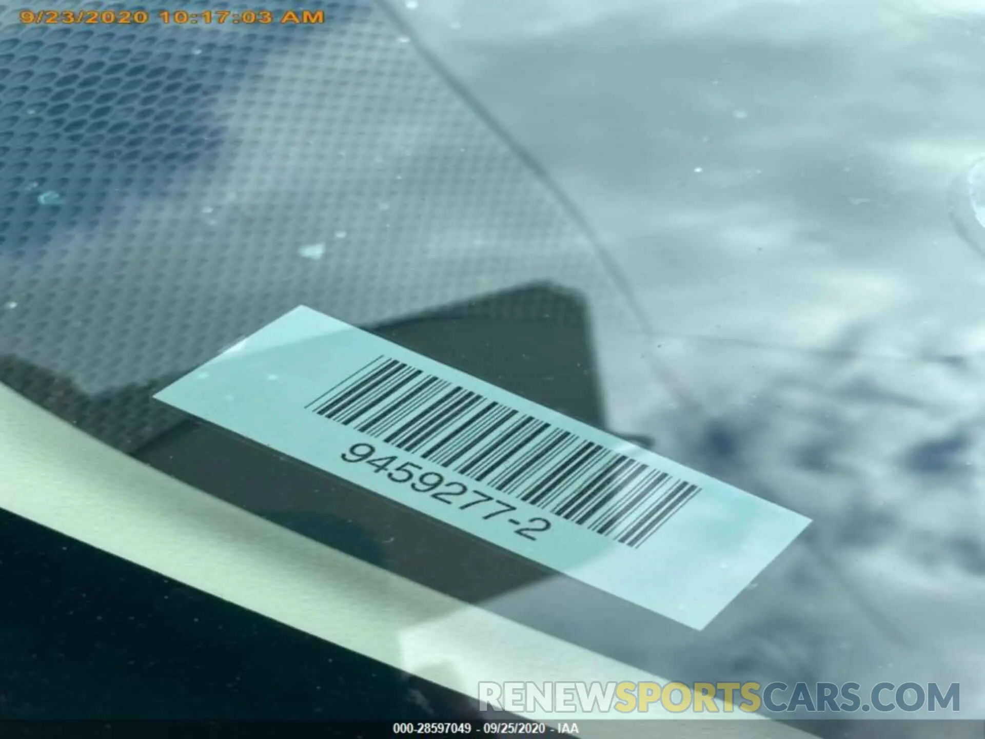 16 Photograph of a damaged car 5YFEPRAE6LP117916 TOYOTA COROLLA 2020