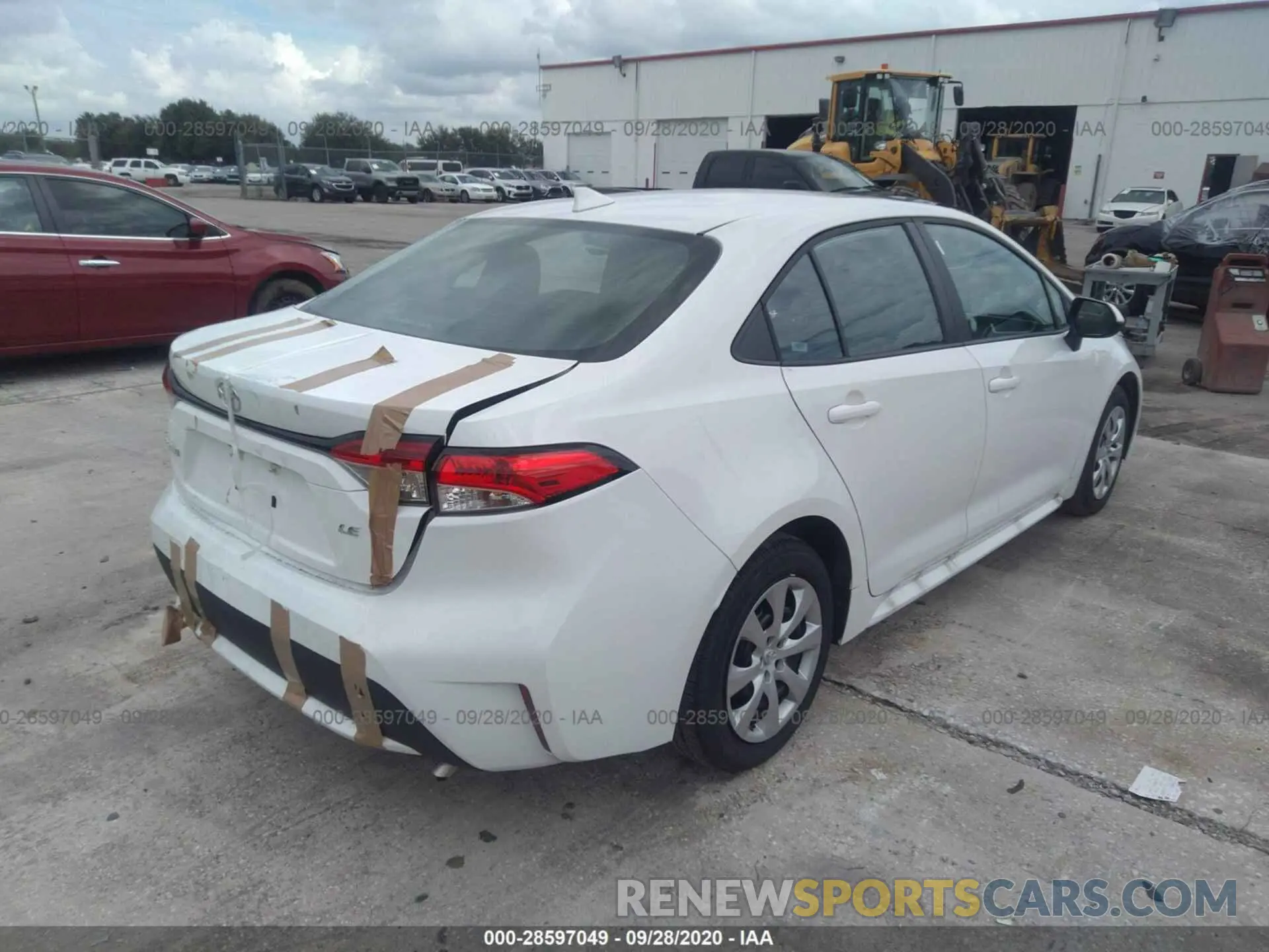 4 Photograph of a damaged car 5YFEPRAE6LP117916 TOYOTA COROLLA 2020