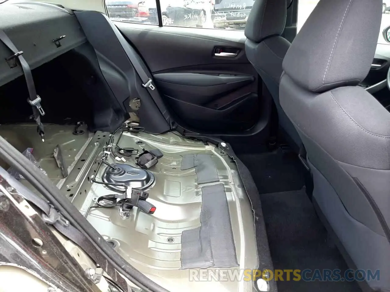 6 Photograph of a damaged car 5YFEPRAE6LP143089 TOYOTA COROLLA 2020