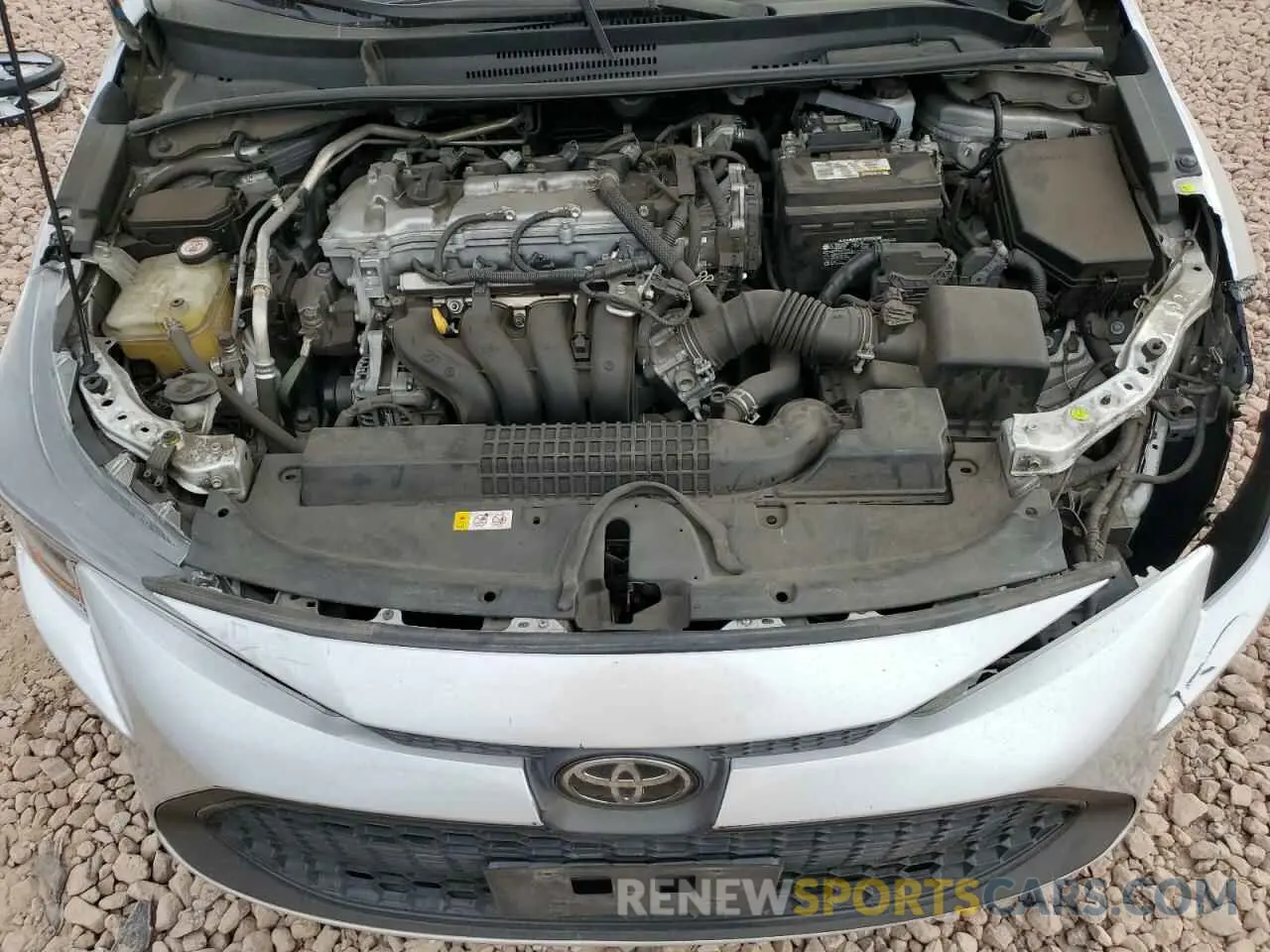 11 Photograph of a damaged car 5YFEPRAE7LP018697 TOYOTA COROLLA 2020