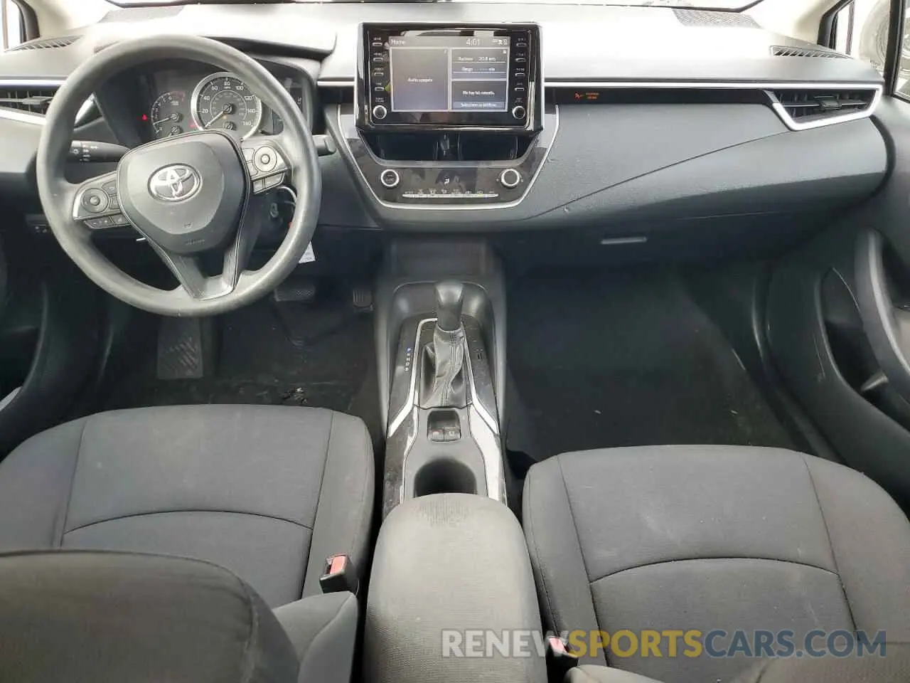 8 Photograph of a damaged car 5YFEPRAE7LP018697 TOYOTA COROLLA 2020