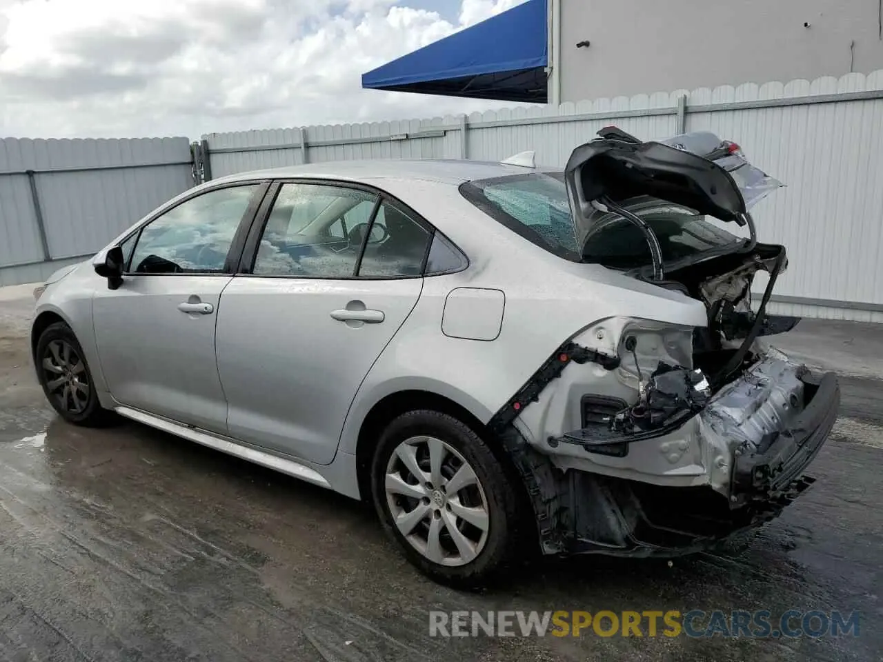 2 Фотография поврежденного автомобиля 5YFEPRAE7LP027948 TOYOTA COROLLA 2020