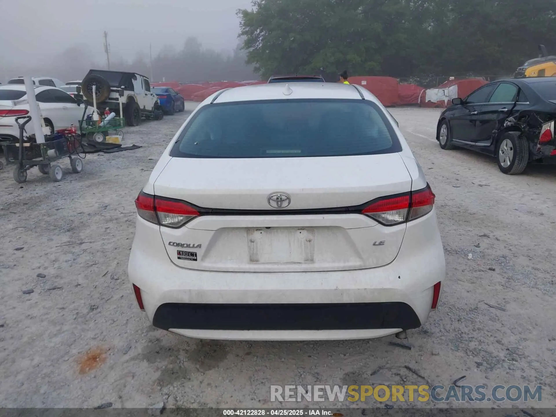 16 Photograph of a damaged car 5YFEPRAE7LP038240 TOYOTA COROLLA 2020