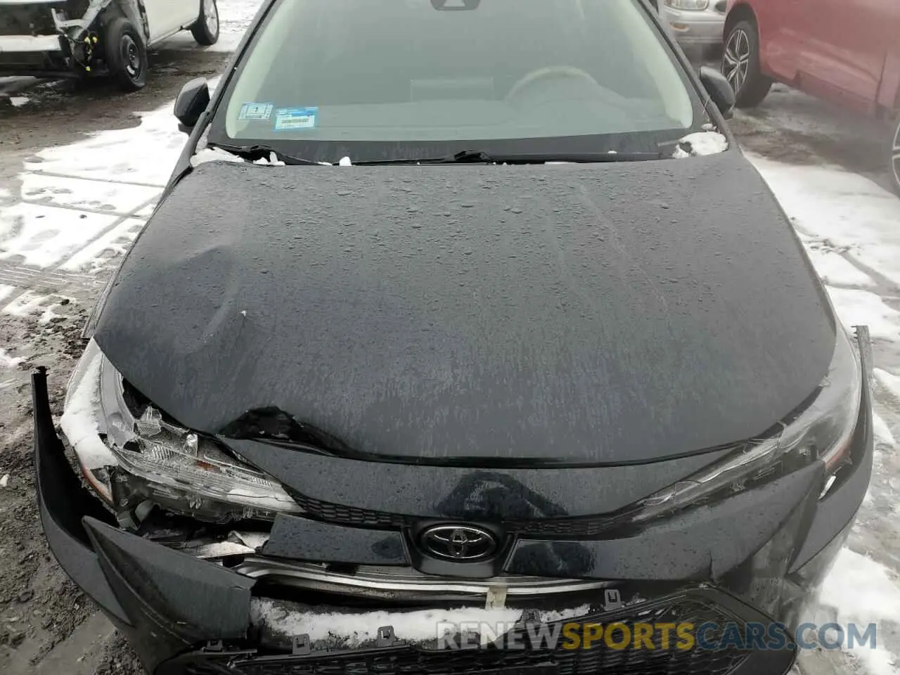 11 Photograph of a damaged car 5YFEPRAE7LP051716 TOYOTA COROLLA 2020