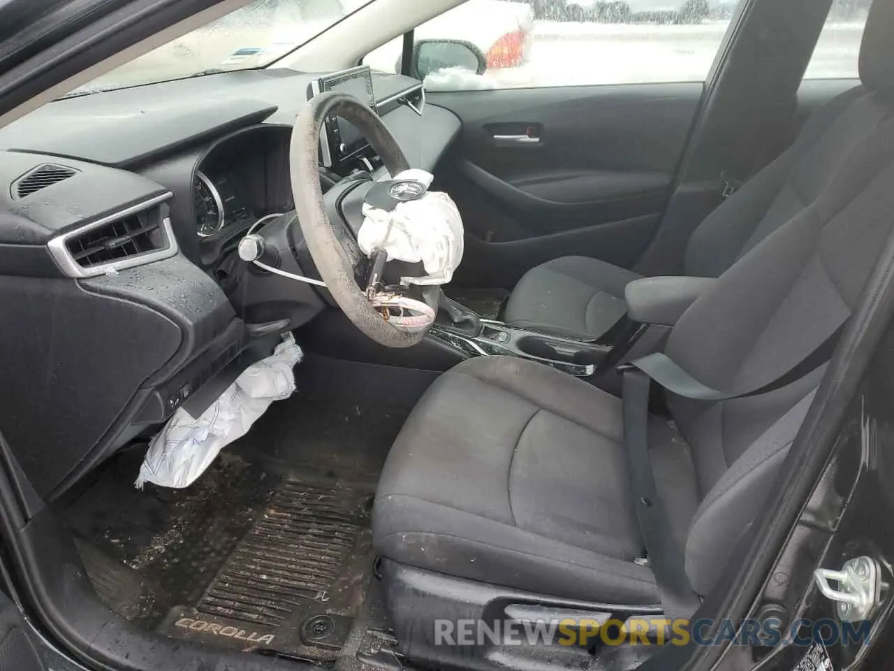 7 Photograph of a damaged car 5YFEPRAE7LP051716 TOYOTA COROLLA 2020