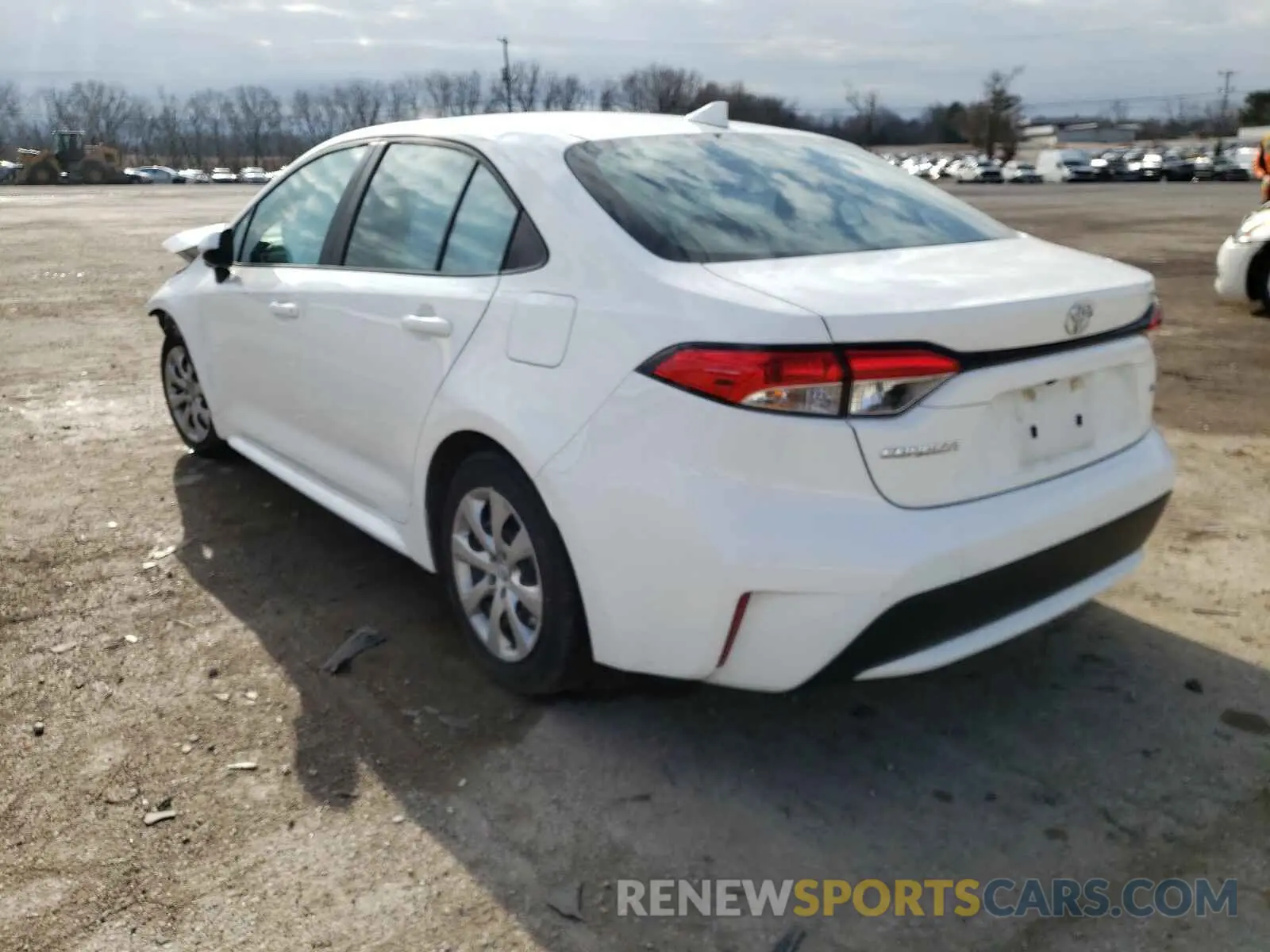 3 Photograph of a damaged car 5YFEPRAE7LP056124 TOYOTA COROLLA 2020