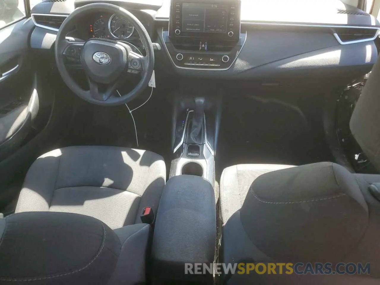 8 Фотография поврежденного автомобиля 5YFEPRAE7LP074445 TOYOTA COROLLA 2020