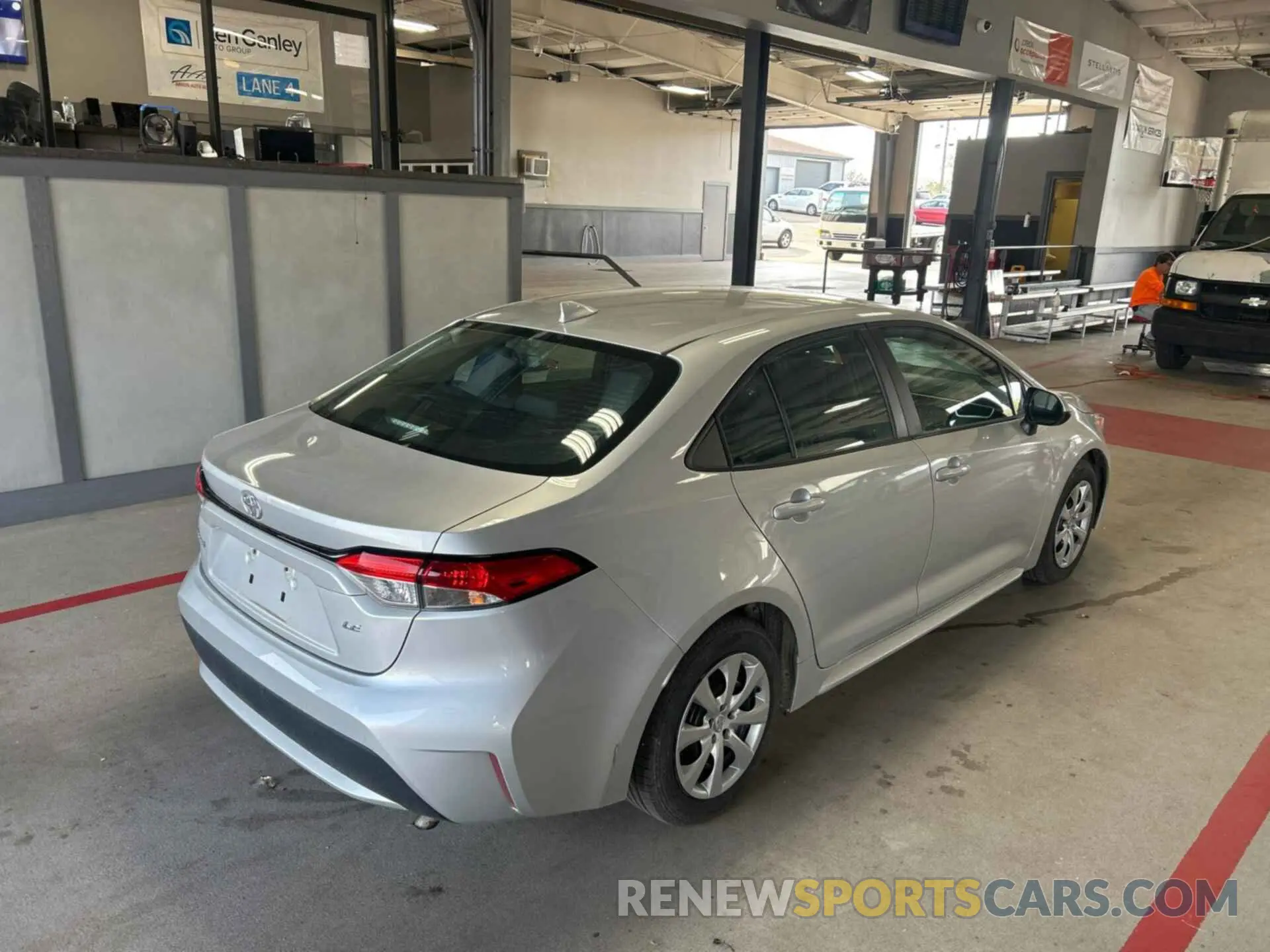 1 Photograph of a damaged car 5YFEPRAE7LP080293 TOYOTA COROLLA 2020