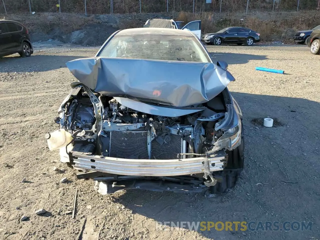 5 Photograph of a damaged car 5YFEPRAE7LP081413 TOYOTA COROLLA 2020