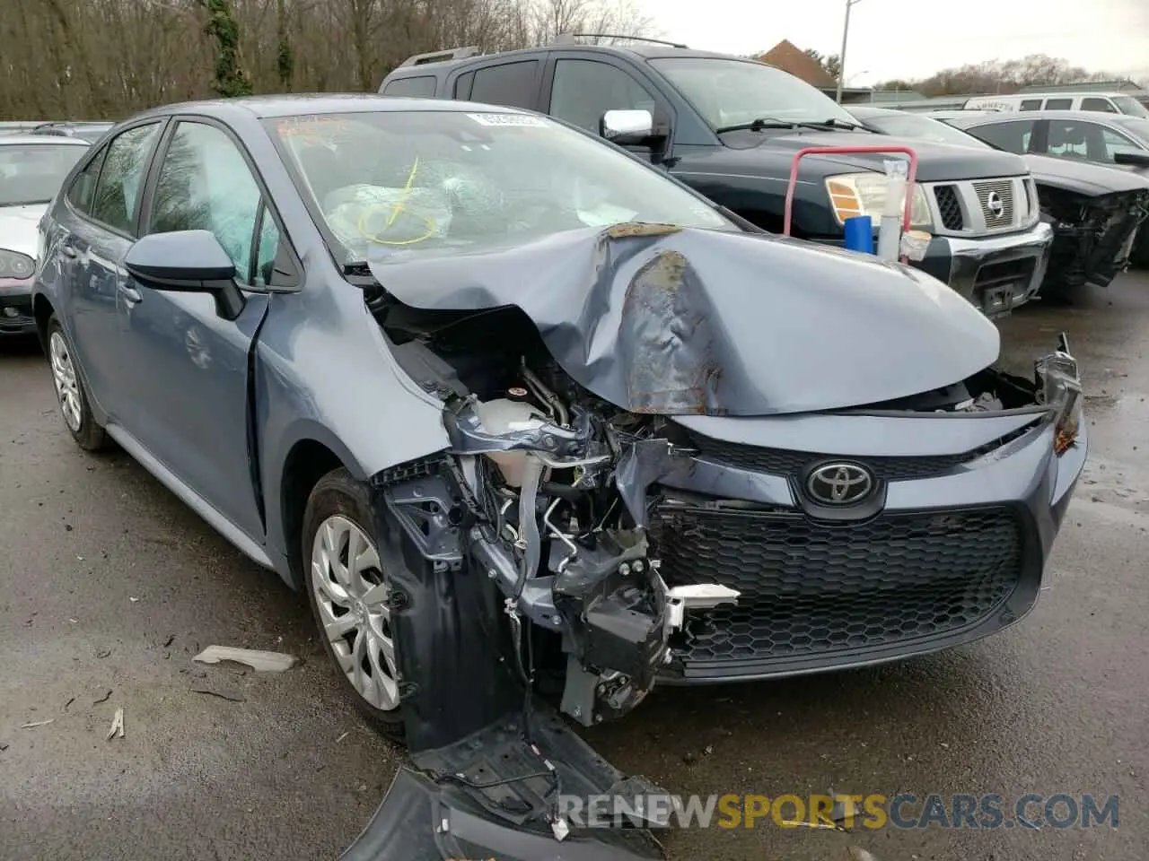 1 Photograph of a damaged car 5YFEPRAE7LP096929 TOYOTA COROLLA 2020