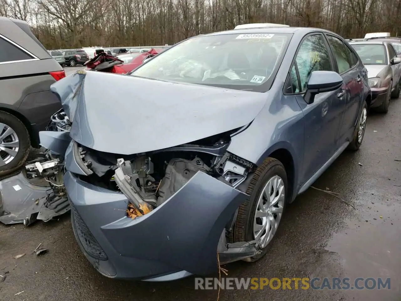 2 Photograph of a damaged car 5YFEPRAE7LP096929 TOYOTA COROLLA 2020