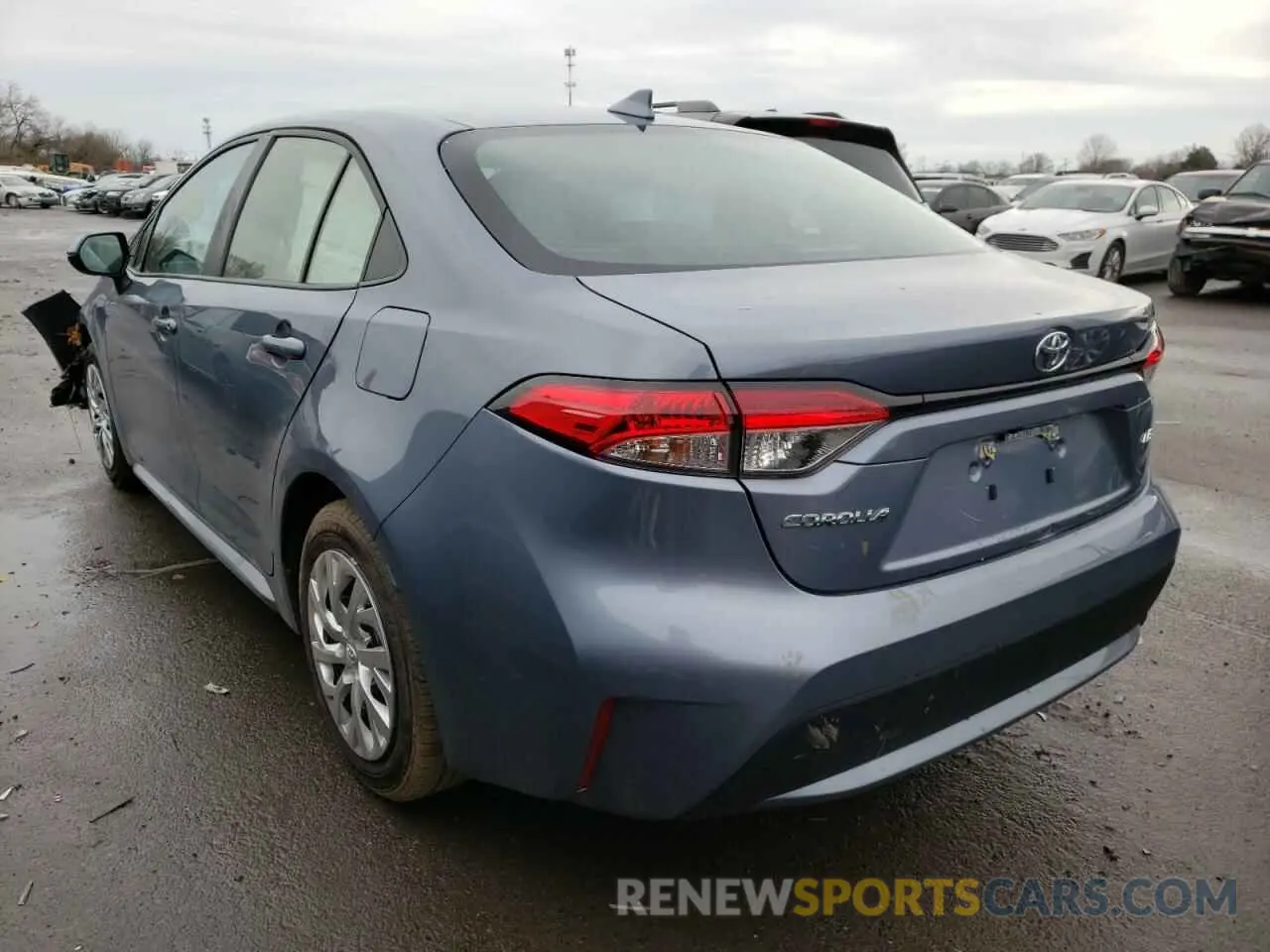 3 Photograph of a damaged car 5YFEPRAE7LP096929 TOYOTA COROLLA 2020