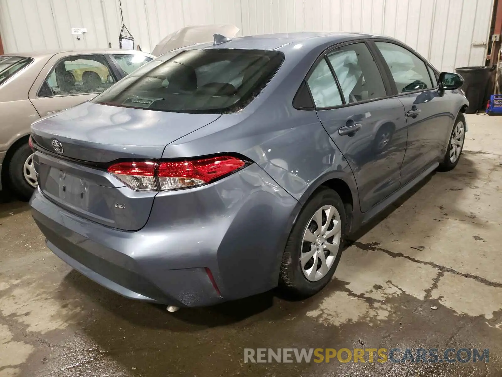4 Photograph of a damaged car 5YFEPRAE7LP114152 TOYOTA COROLLA 2020