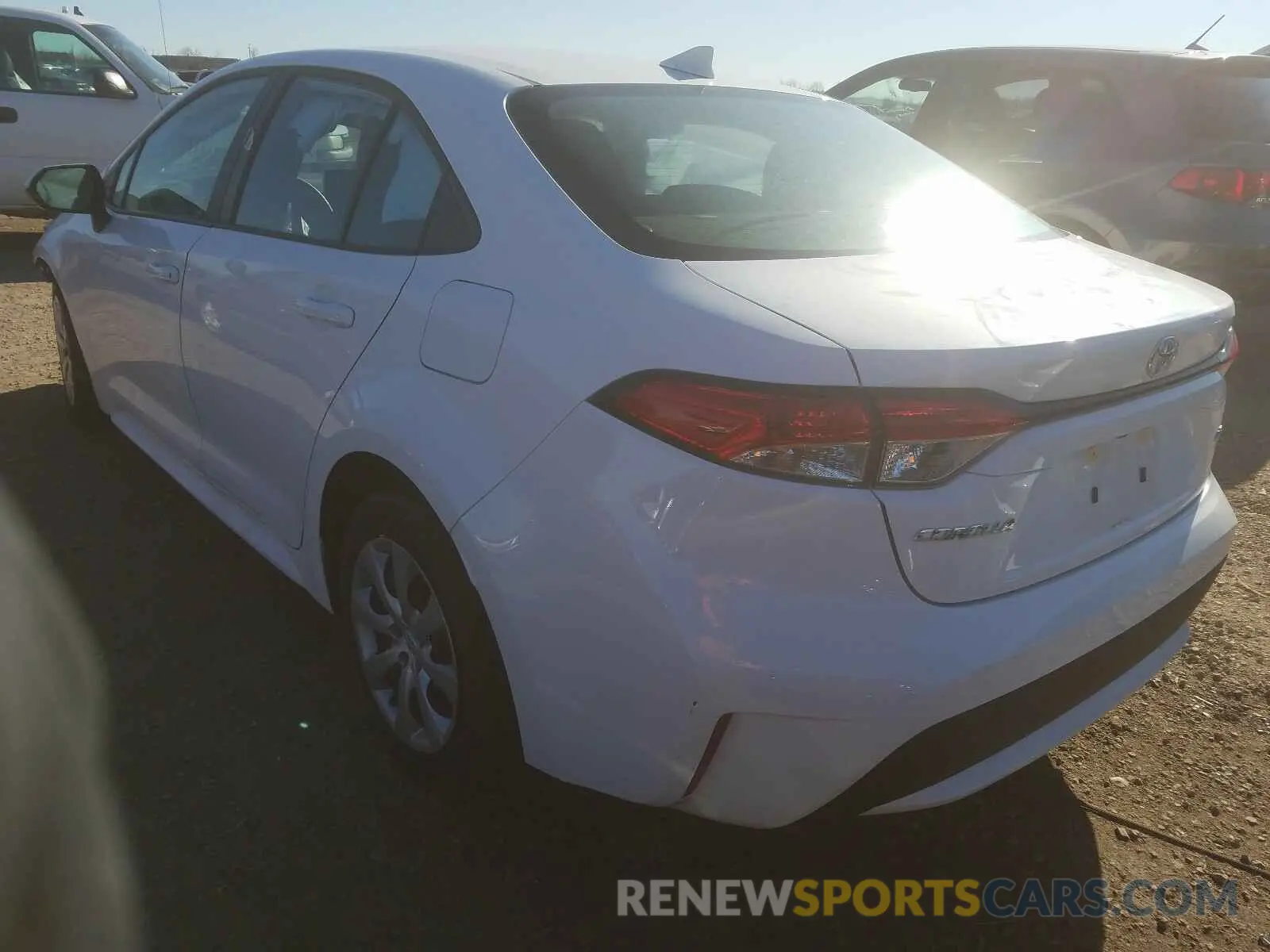 3 Photograph of a damaged car 5YFEPRAE7LP120629 TOYOTA COROLLA 2020