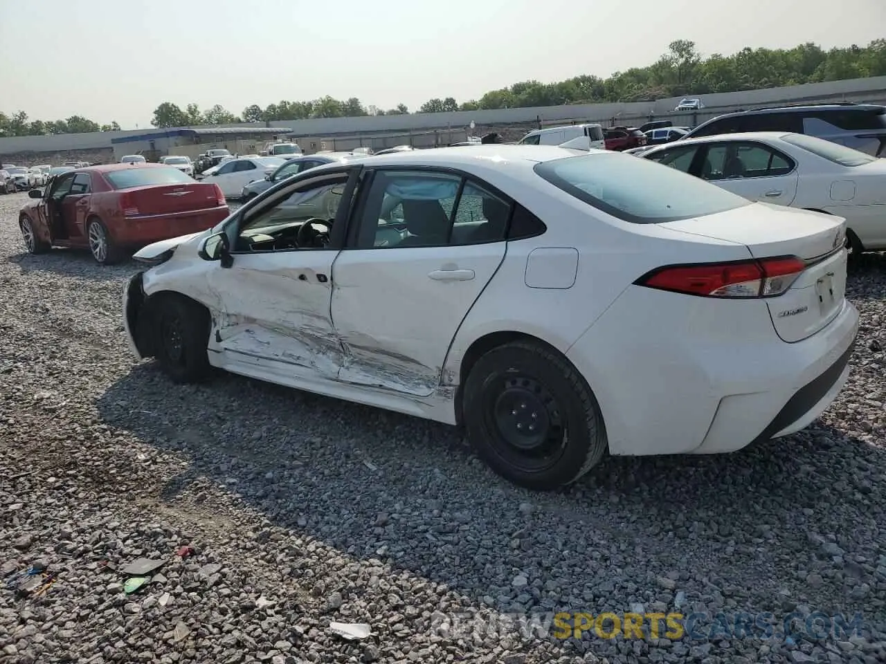 2 Photograph of a damaged car 5YFEPRAE7LP135146 TOYOTA COROLLA 2020