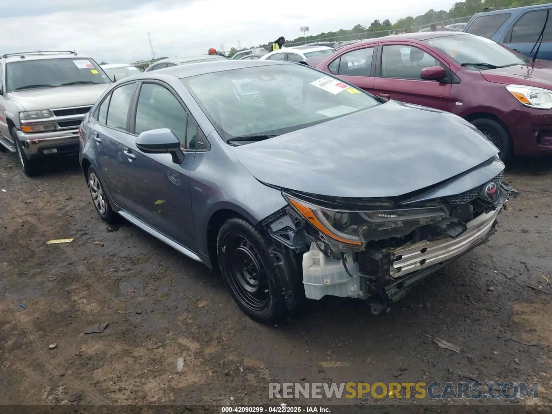 1 Photograph of a damaged car 5YFEPRAE7LP141612 TOYOTA COROLLA 2020