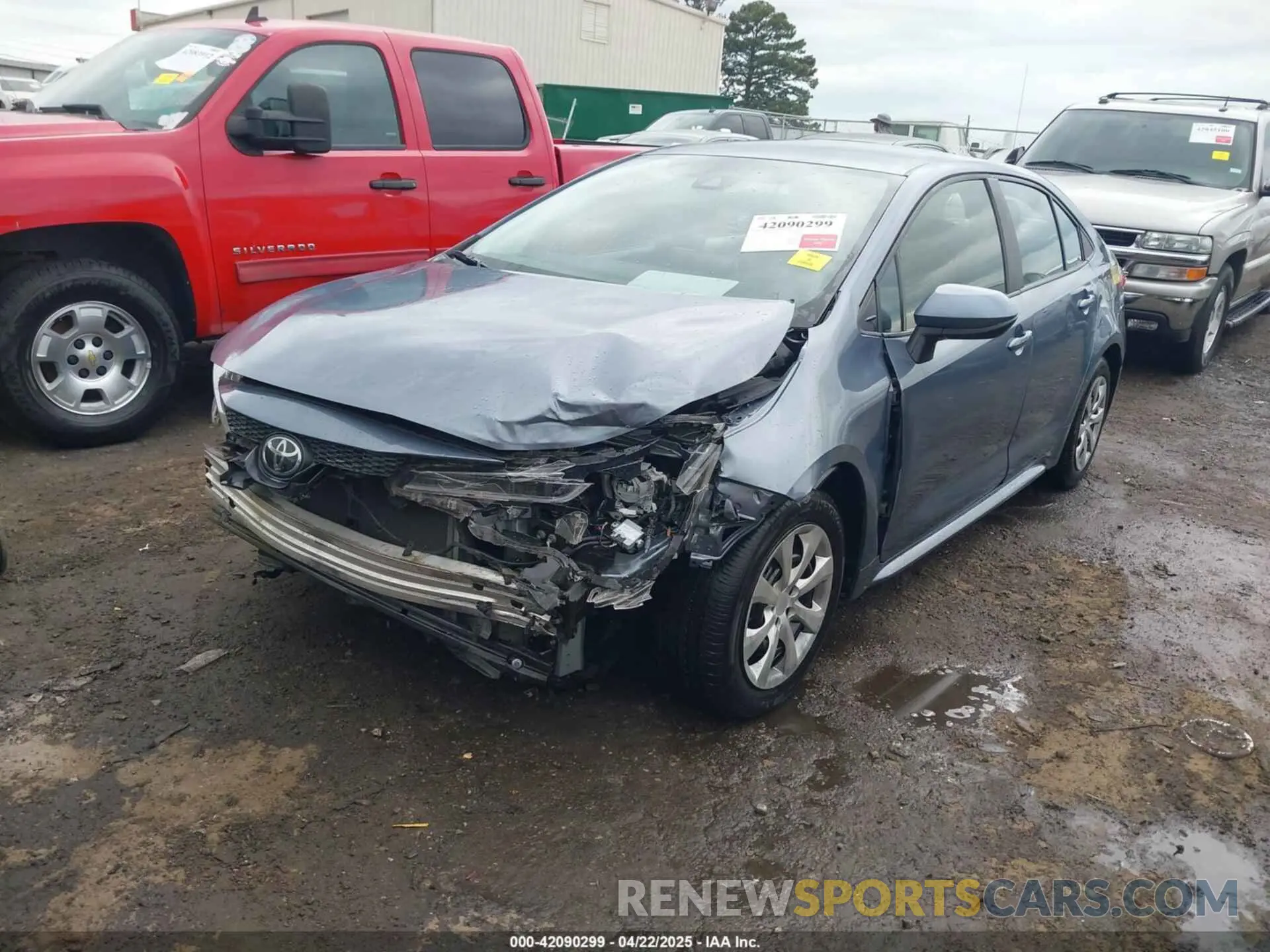 2 Photograph of a damaged car 5YFEPRAE7LP141612 TOYOTA COROLLA 2020
