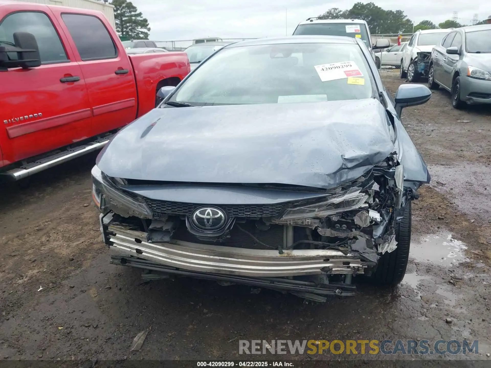 6 Photograph of a damaged car 5YFEPRAE7LP141612 TOYOTA COROLLA 2020