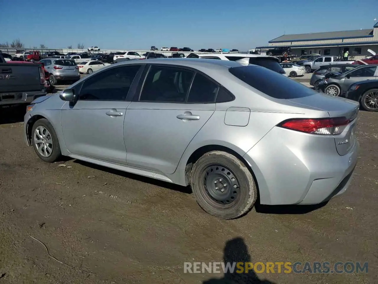 2 Photograph of a damaged car 5YFEPRAE7LP145143 TOYOTA COROLLA 2020