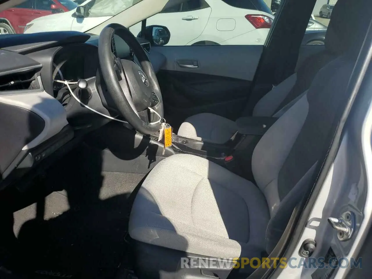 7 Photograph of a damaged car 5YFEPRAE7LP145143 TOYOTA COROLLA 2020