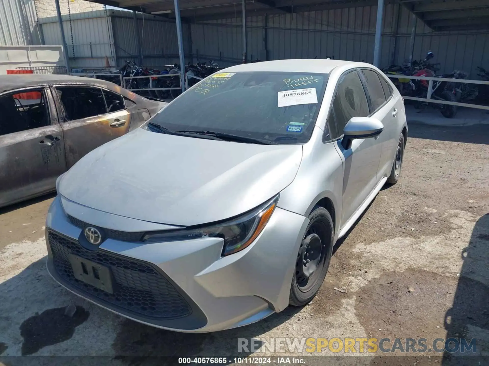 2 Photograph of a damaged car 5YFEPRAE8LP030339 TOYOTA COROLLA 2020