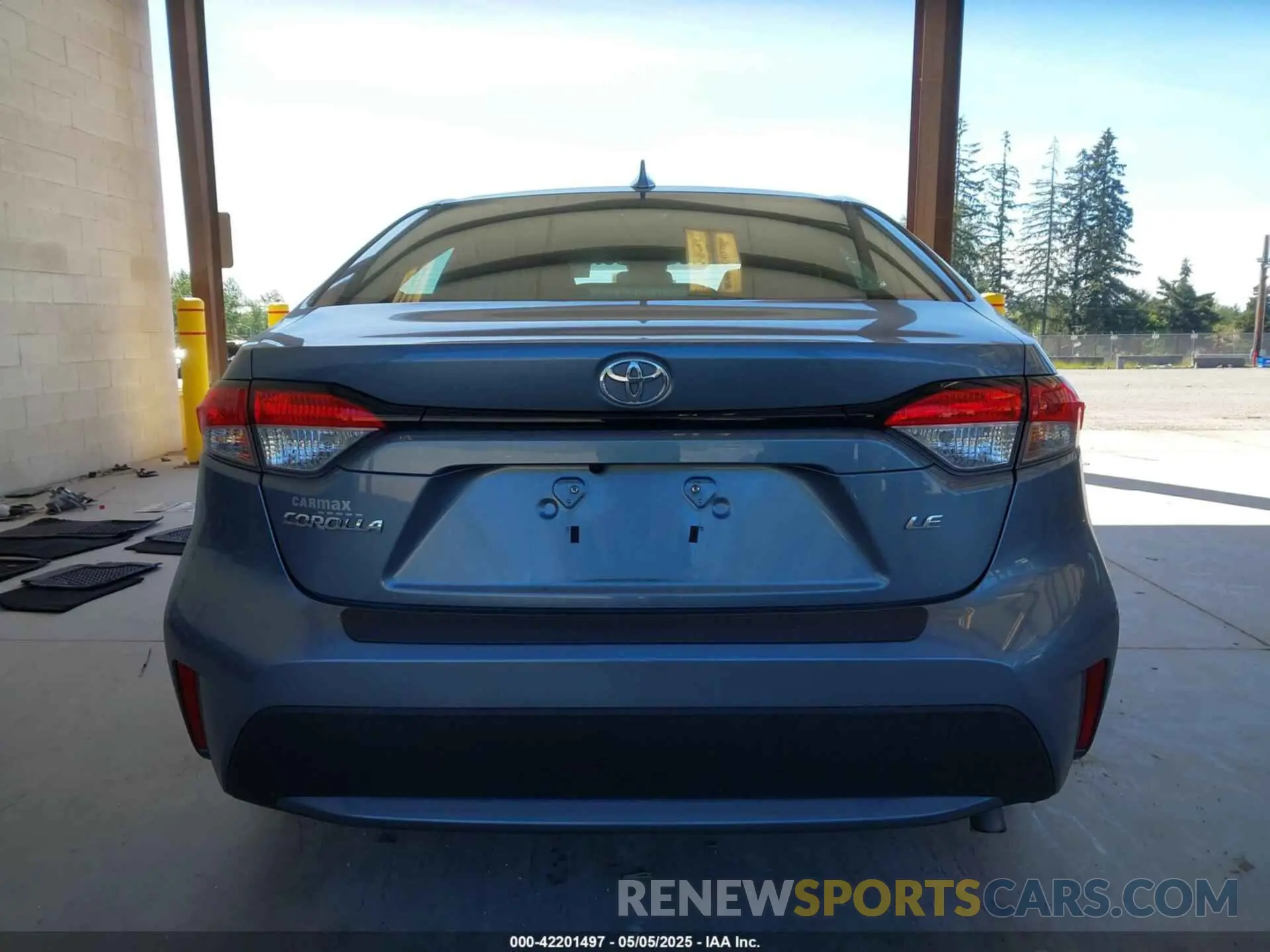 16 Photograph of a damaged car 5YFEPRAE8LP044662 TOYOTA COROLLA 2020